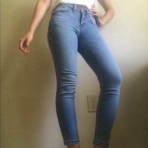 Aeropostale size 000 skinny jeans